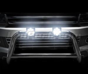 Primer plano de la luz de trabajo de led Osram LEDriving® LIGHTBAR MX85-WD