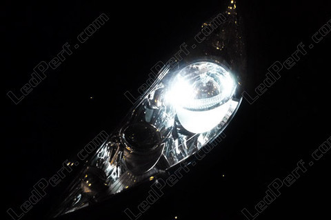 Luces de posición de LEDs blanco xenón W5W T10 - Peugeot 207