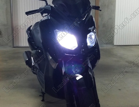 LED faros Yamaha X Max