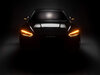 Audi A3 8V vista frontal equipada con intermitentes dinámicos Osram LEDriving® para retrovisores