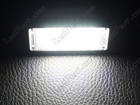 LED módulo placa de matrícula matrícula BMW Serie 1 (E81 E82 E87 E88) Tuning