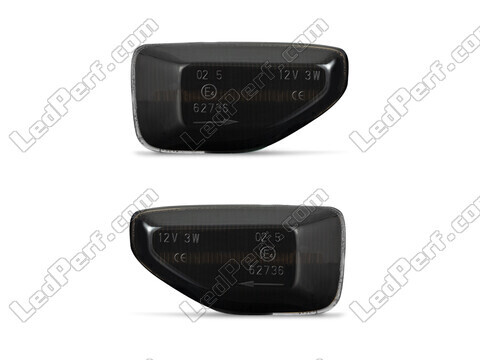 Vista frontal de los intermitentes laterales dinámicos de LED para Dacia Sandero 2 - Color negro ahumado