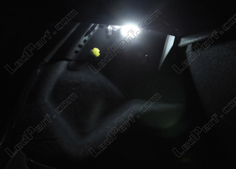LED Maletero Ford Focus MK1