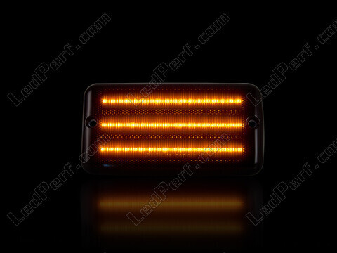 Iluminación máxima de los intermitentes laterales dinámicos de LED para Jeep Wrangler II (TJ)