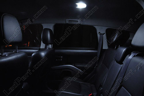 LED Plafón central Mitsubishi Outlander