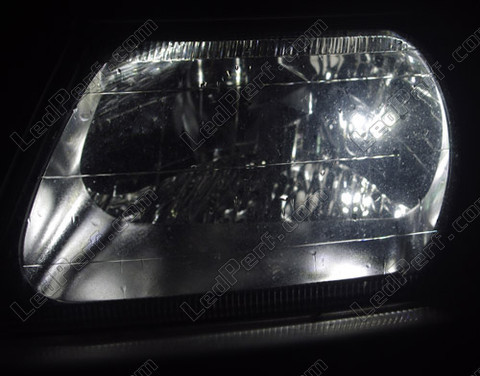LED luces de posición blanco xenón Mitsubishi Pajero sport 1