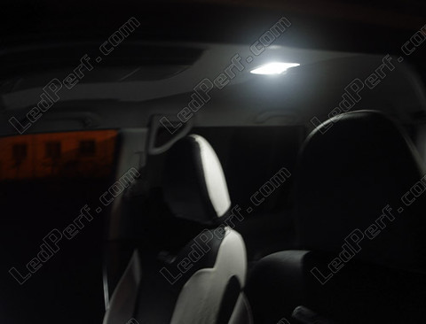 LED Plafón central Mitsubishi Pajero sport 1
