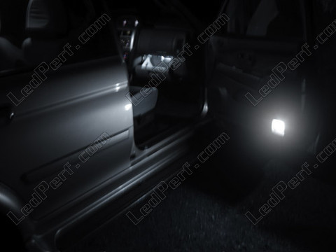 LED umbral de puerta Mitsubishi Pajero sport 1