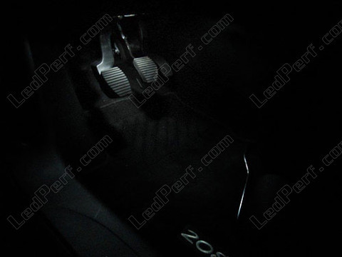 LED Suelo Peugeot 2008
