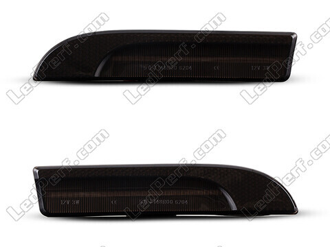 Vista frontal de los intermitentes laterales dinámicos de LED para Porsche Panamera - Color negro ahumado