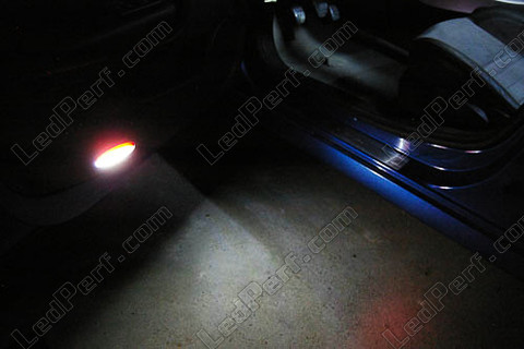 LED umbral de puerta Renault Laguna 2
