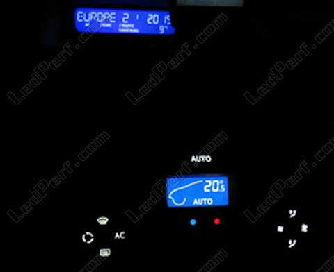 LED consola central blanca y azul - Clim. y Pantalla Renault Megane 2