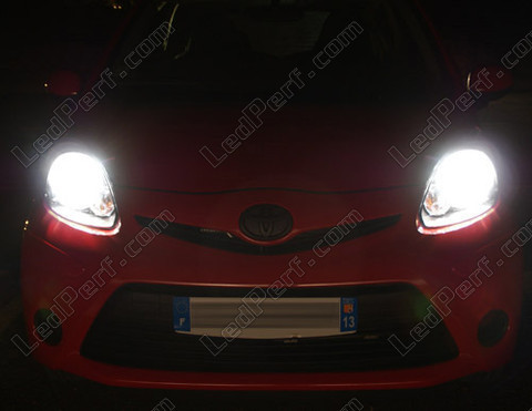LED faros Toyota Aygo