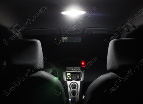 LED Plafón trasero Toyota Yaris 2