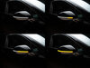 Diferentes etapas del desplazamiento de la luz de los intermitentes dinámicos Osram LEDriving® para retrovisores de Volkswagen Touran V4