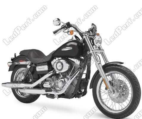 Motocicleta Harley-Davidson Super Glide Custom 1450 (2005 - 2006)