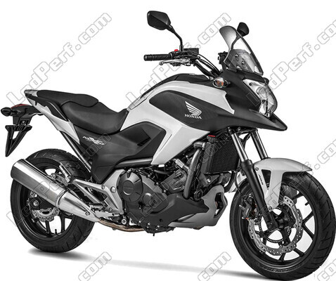 Motocicleta Honda NC 750 X (2014 - 2016)